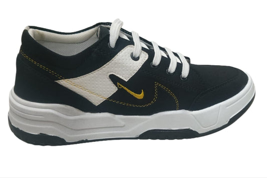 Black Sneaker